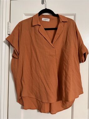 Carly Jean Los Angeles Terra Cotta Short-Sleeve V-Neck Blouse